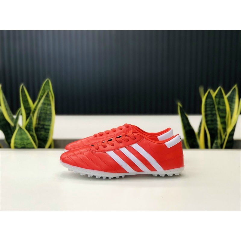 Giày đá bóng wika 3 sọc trẻ em - đỏ(size32-37)