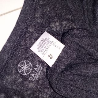Áo thun thể thao Gaiam