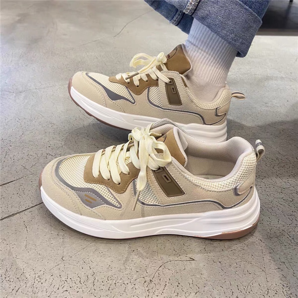 Giày thể thao 2 vạch da lộn nữ cá tính năng động phù hợp với đi chơi , thể thao và chạy bộ. giay jer