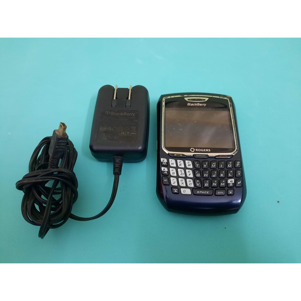 Điện thoại BlackBerry 8700