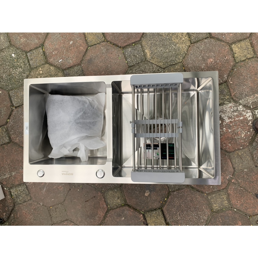Chậu rửa bát inox Sơn Hà Handmade 2 hố lệch HM.X.2L.82.2.2