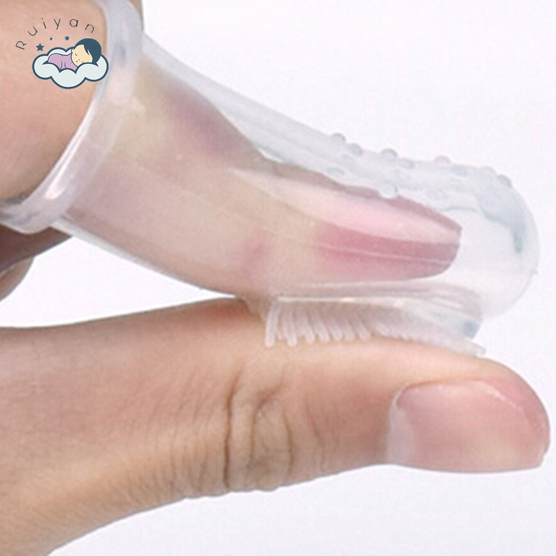 Bàn chải đánh răng bằng silicon tiện lợi cho bé