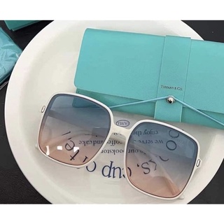 Kính Tiffany & Co (clip &ảnh thật)