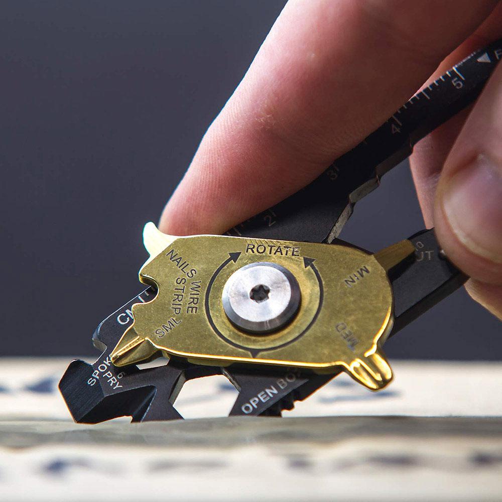 Móc Khóa Carabiner Kiêm Tua Vít Leo Núi