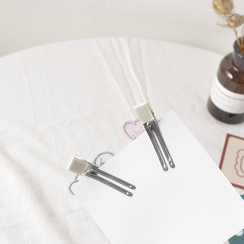 Kẹp Tóc Hình Bướm Đính Ngọc Trai Xinh Xắn Cho Bé