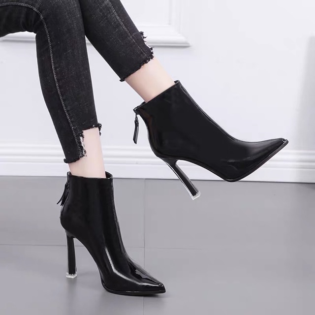 [ SẴN  D39 - ẢNH THẬT CUỐI CÙNG ] sz 34-39 Boots mũi nhọn gót nhọn 10cm da bóng sang chảnh