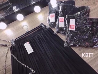 Chân váy xếp li dáng dài
