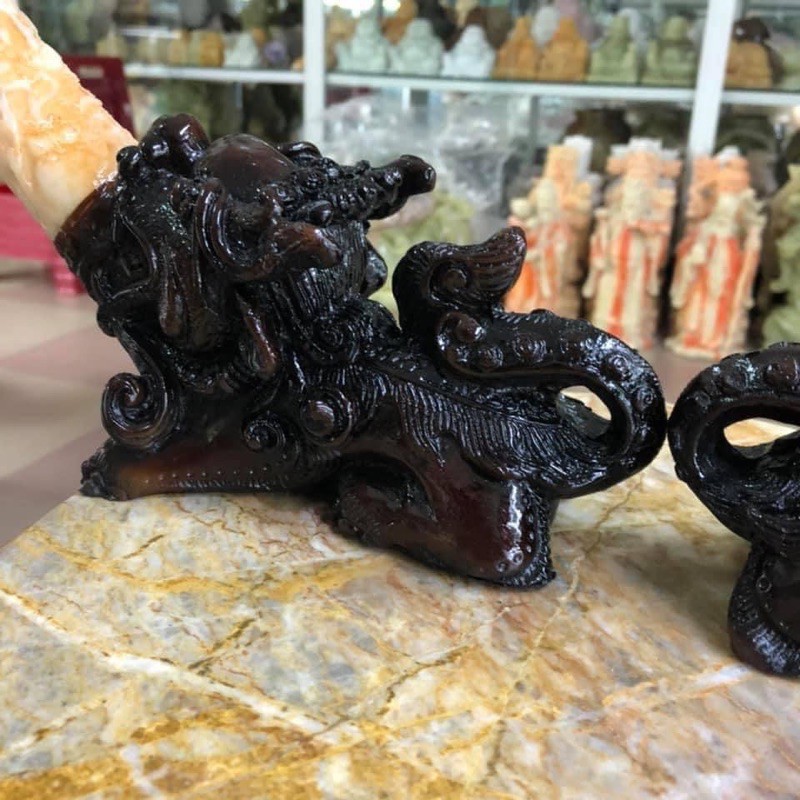 Cặp Kỳ Lân  Ngậm Ngà Đá Đúc - cao 43.5cm