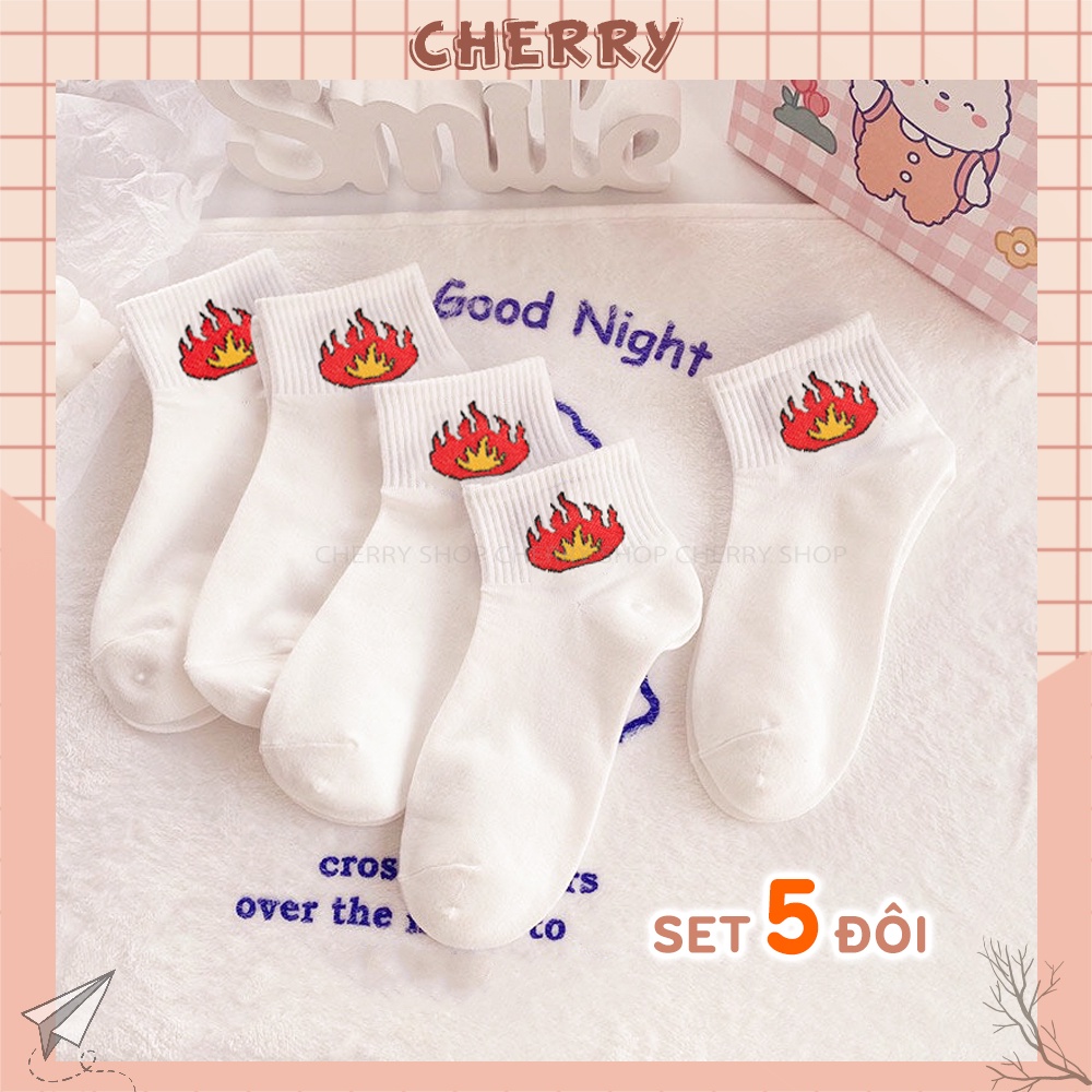Tất cổ ngắn họa tiết lửa theo trend, chất liệu cotton co giãn bốn chiều - Cherry Shop