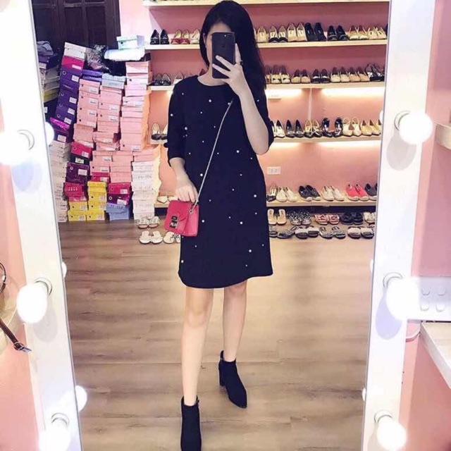 Váy suông đính ngọc