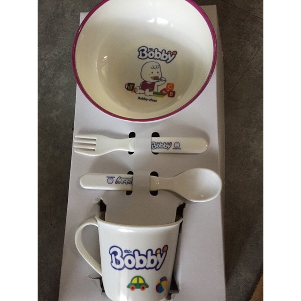 BỘ BÁT ĂN DẶM VÀ CỐC THÌA BOBBY