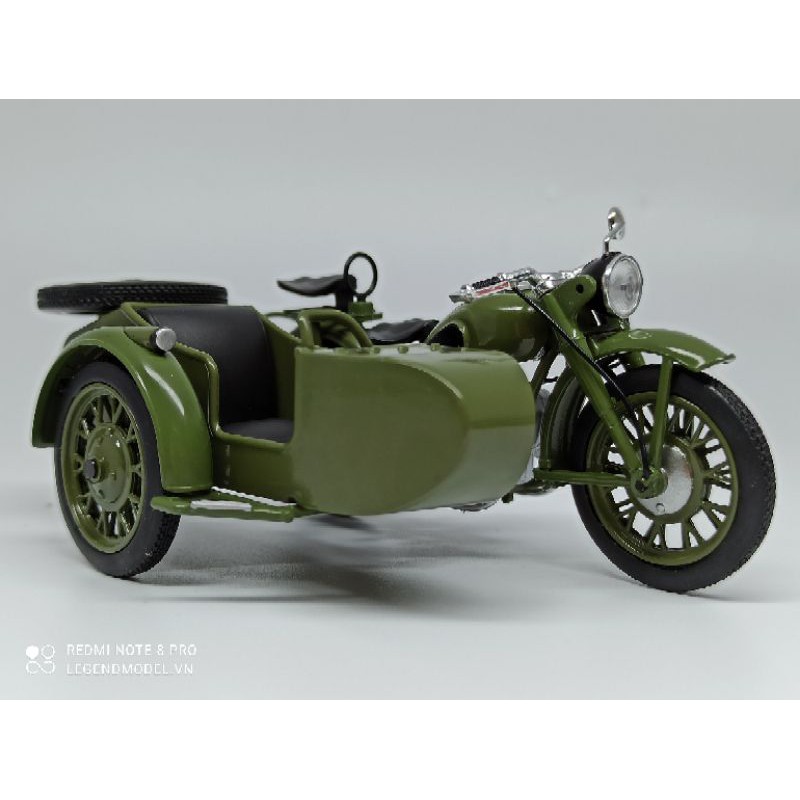 Mô hình xe Sidecar Ural M72
