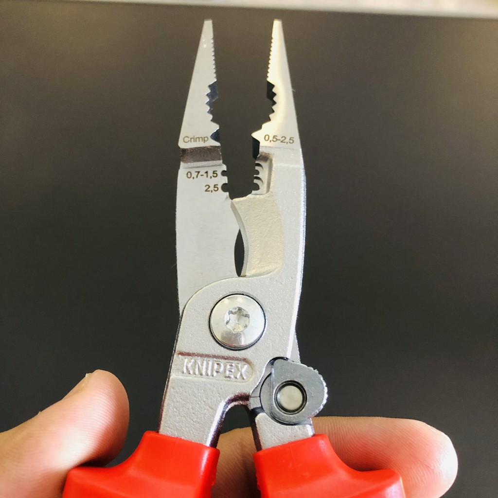 KÌM LẮP ĐIỆN ĐA NĂNG KNIPEX 13 96 200 CÁCH ĐIỆN 1000V CÓ LÒ XO, DÀI 200MM - HÀNG ĐỨC CHÍNH HÃNG 100%