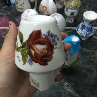 Đèn xông tinh dầu