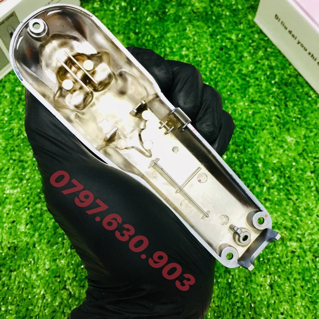 Ốp tông đơ Wahl magic cacbon nguyên khối .