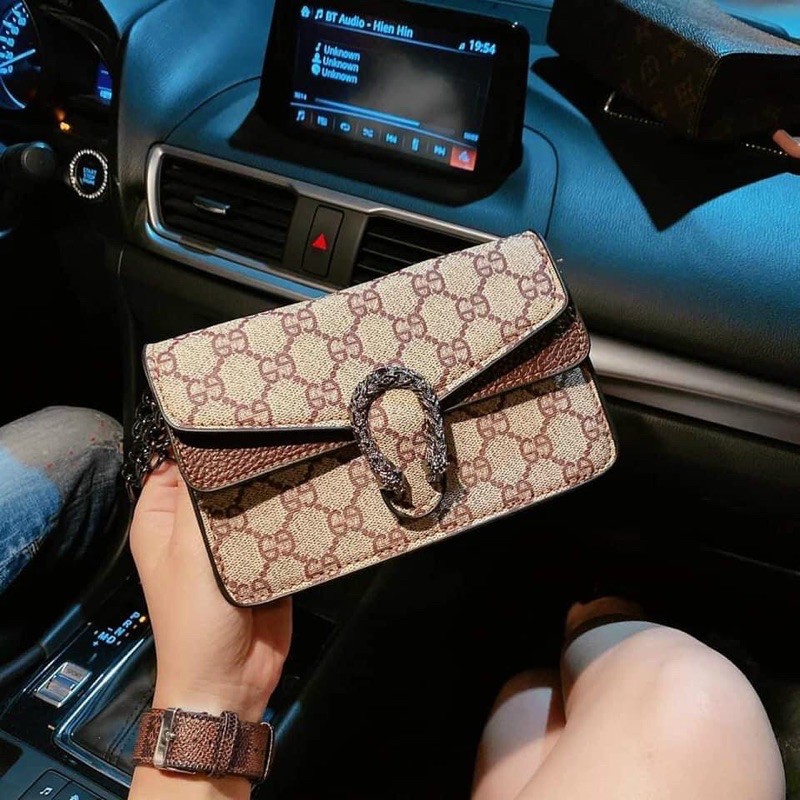 Túi Xách Nữ đeo chéo đầu rồng Gc mini size 18cm❣️freeship❣️