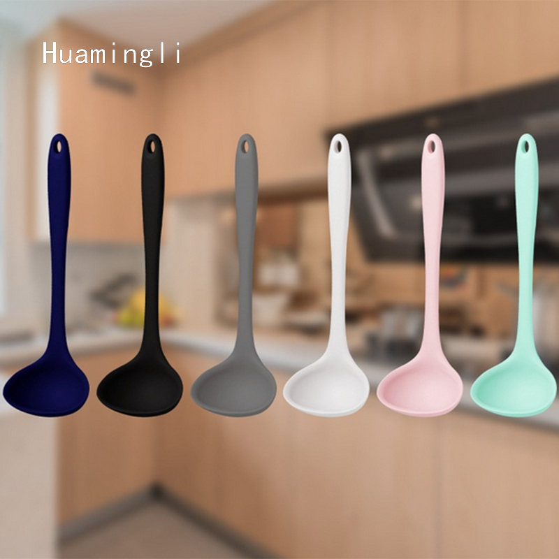 Vá múc canh bằng silicon chịu nhiệt độ cao