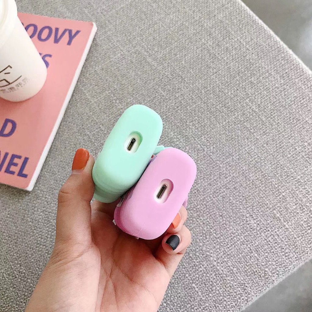 Vỏ silicone bảo vệ hộp sạc tai nghe AirPods hình chai nước Boys Tears độc đáo