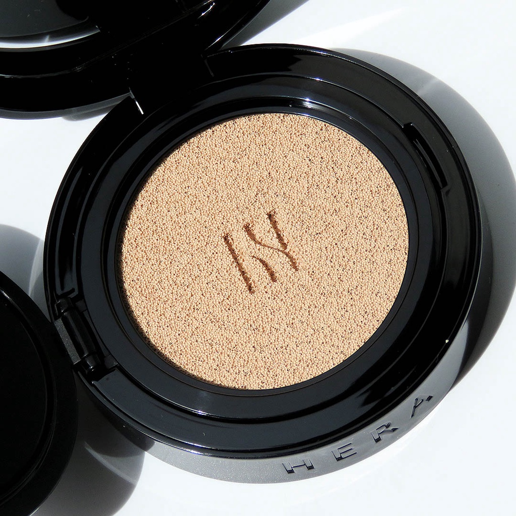 Phấn Nước Hera Black Cushion Màu Đen Chống Nắng Spf 34 / Pa ++ & Mini Black Cushion