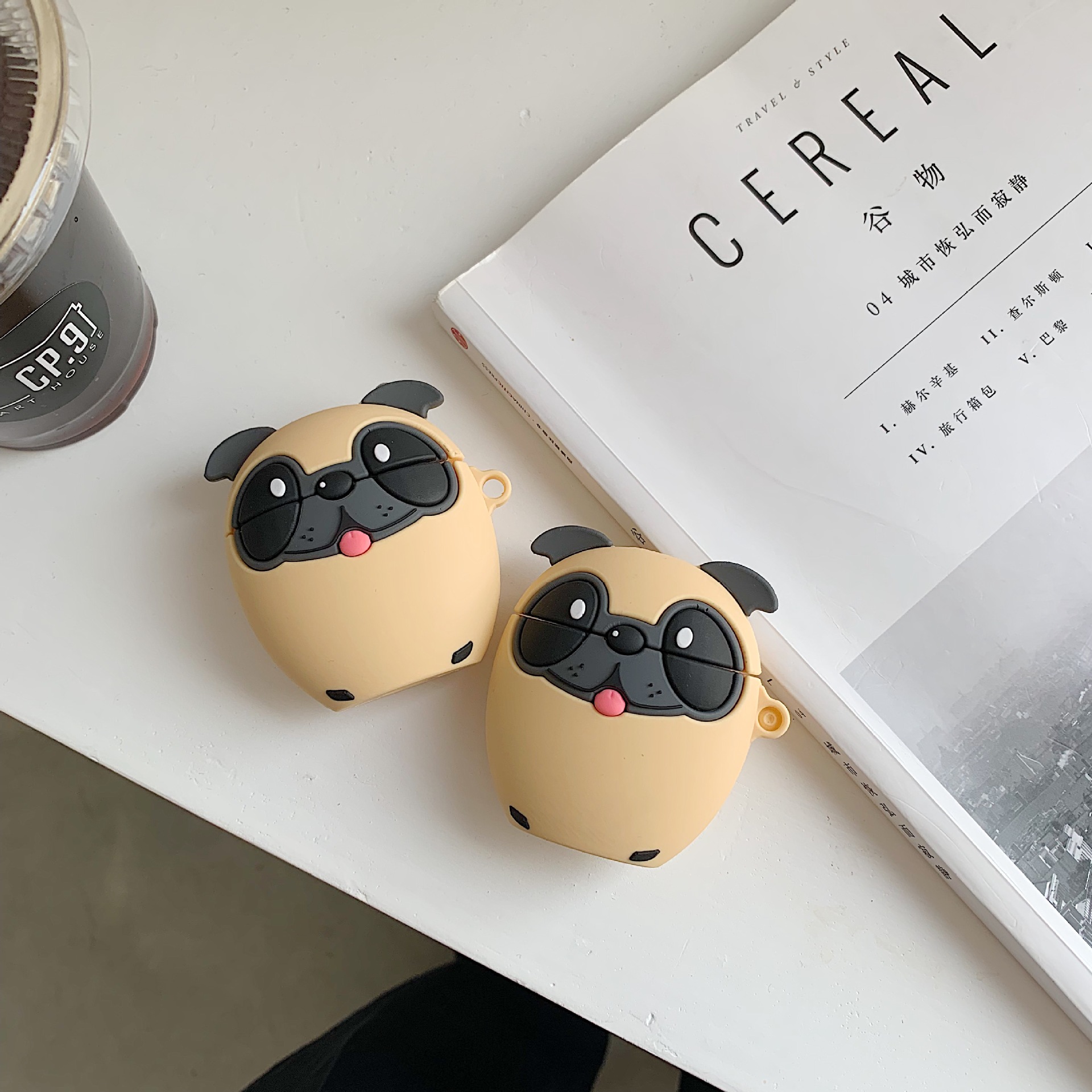 Vỏ bọc bảo vệ tai nghe AirPods 2 thiết kế chống rơi vỡ hình chó Pug chất lượng cao