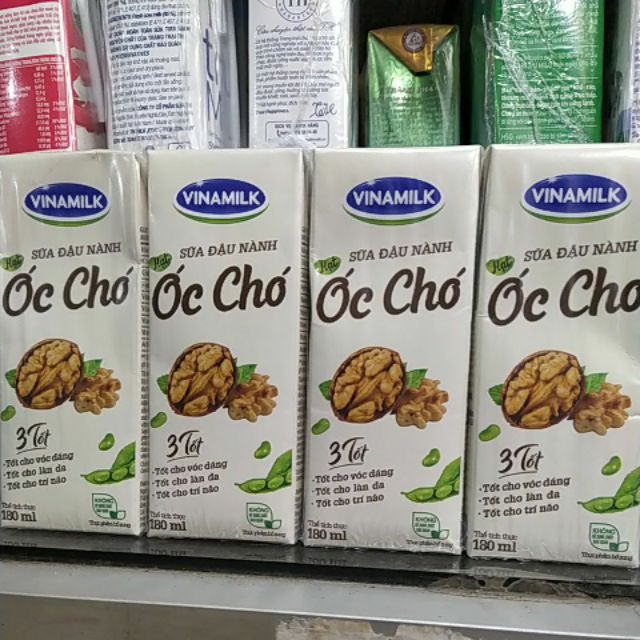 Sữa đậu nành Hạt Óc Chó/Hạnh Nhân Vinamilk vỉ 180ml [Mẫu Mới]