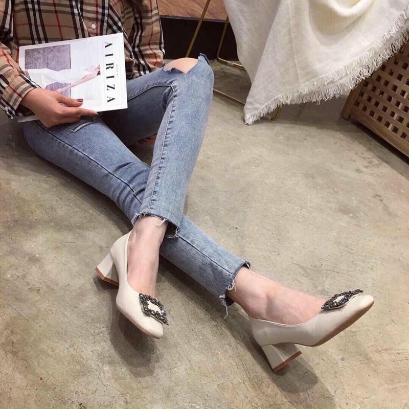 Giày 4p mũi vuông đính đá