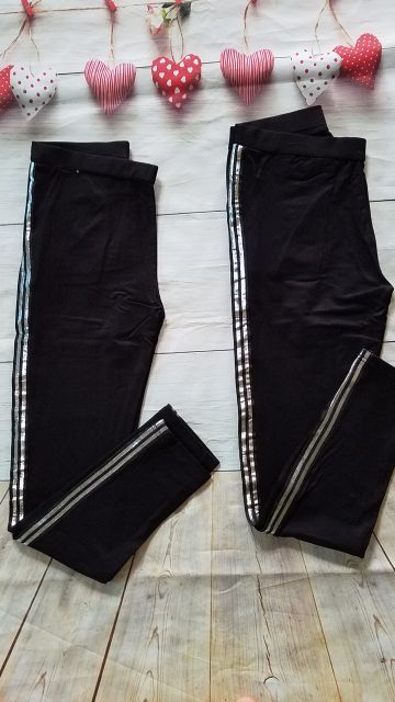 Quần Legging 2 sọc trắng | BigBuy360 - bigbuy360.vn