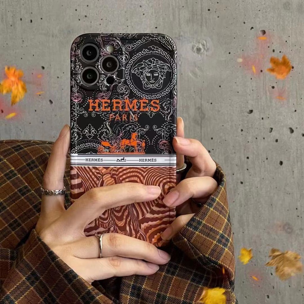 Ốp điện thoại in logo Versace X Hermes thời trang cho IPHONE 13 PRO MAX I13 13PRO 11 PRO MAX I11 IX XS XR XS MAX I7 I8 SE 7PLUS 8PLUS 7 PLUS 8 PLUS 12PRO MAX 12 PRO MAX