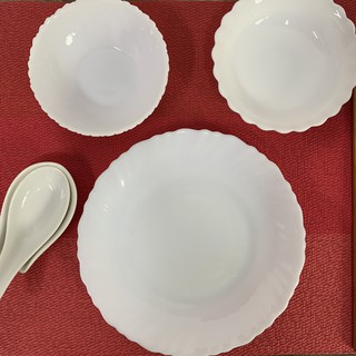 Dĩa tròn trắng trơn hiệu Arcopal Pháp