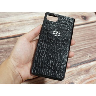 Skin dán BlackBerry Keyone dán da bò dập vân cá sấu
