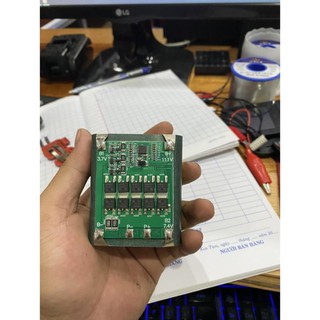 Pin Hitachi 12v ( 3s2p) dạng đứng.