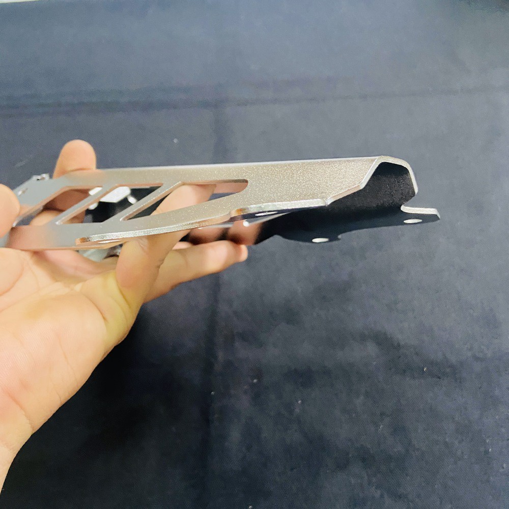 [XẢ KHO] ỐP ĐUÔI DÈ SAU EXCITER 150 CHẤT LIỆU INOX LOẠI DÀY 2LY CHỐNG RUNG ( GÃY LÀ ĐỔI )