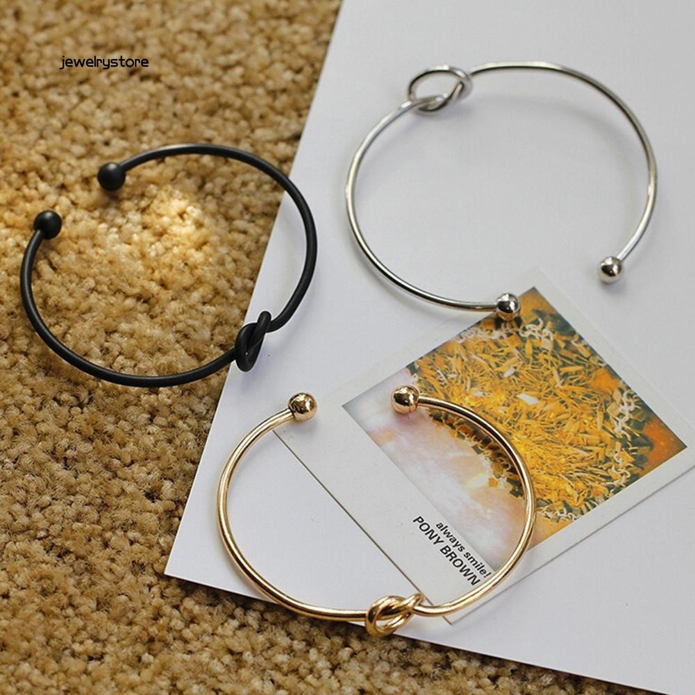 Vòng đeo tay kiểu dáng đơn giản thanh lịch dành cho nữ | BigBuy360 - bigbuy360.vn