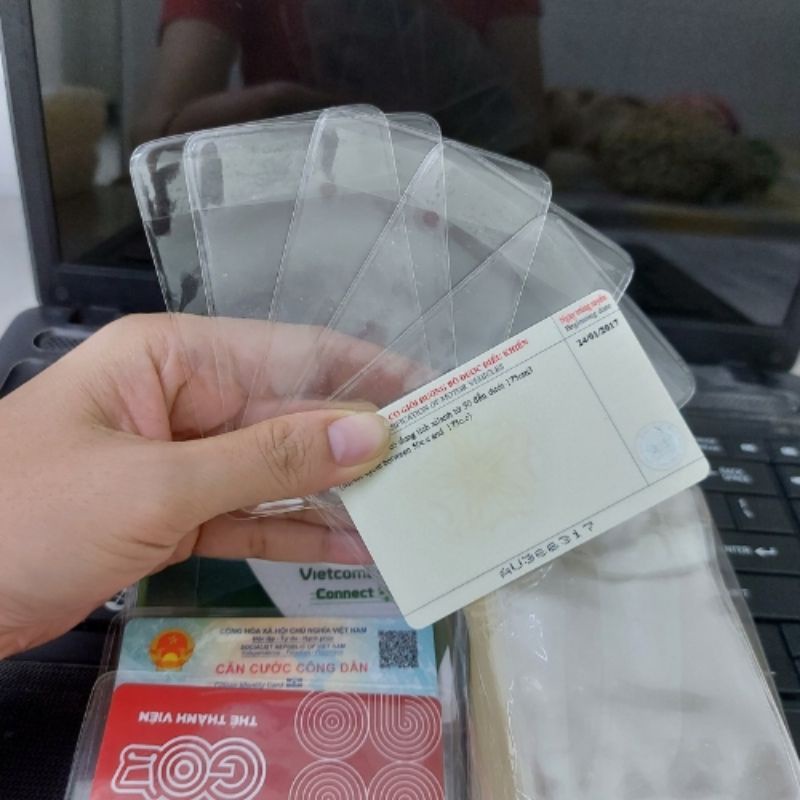 túi CCCD, bọc chống xước thẻ ATM, căn cước công dân, bằng lái xe chất liệu nhựa PVC cao cấp dẻo trong suốt