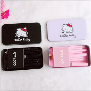 BỘ CỌ TRANG ĐIỂM HELLO KITTY – 7 MÓN