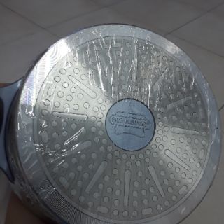Nồi vân đá