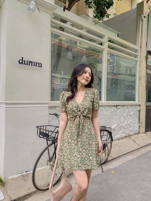 [Mã SKAMA06 giảm 8% tối đa 50K đơn 250K] Đầm Rosa chữ A cột nơ trước ngực | BigBuy360 - bigbuy360.vn