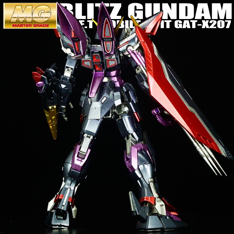 Mô hình Gundam Bandai Metal Coloring MG 1/100 Lightning Thunder Up