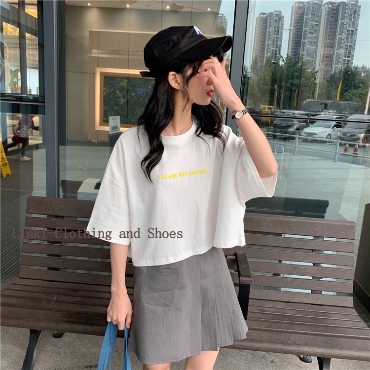 Áo cổ tròn ngắn tay họa tiết chữ hợp thời trang cho nữ | BigBuy360 - bigbuy360.vn