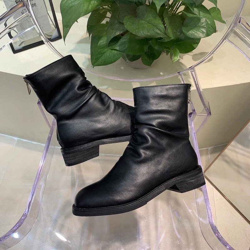 GIÀY BOOT NỮ MŨI TRÒN TRƠN ĐẾ VUÔNG - GIÀY BỐT NỮ MŨI TRÒN TRƠN ĐẾ VUÔNG CAO 3 PHÂN SẴN MÀU ĐEN - KE