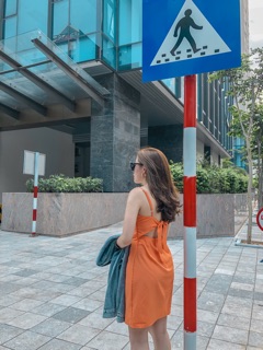 Váy 2 dây buộc nơ lưng