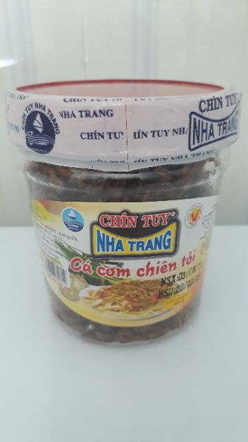 1 hũ cá cơm chiên tỏi Chín Tuy. Cá cơm chiên tỏi đặc sản Nha Trang