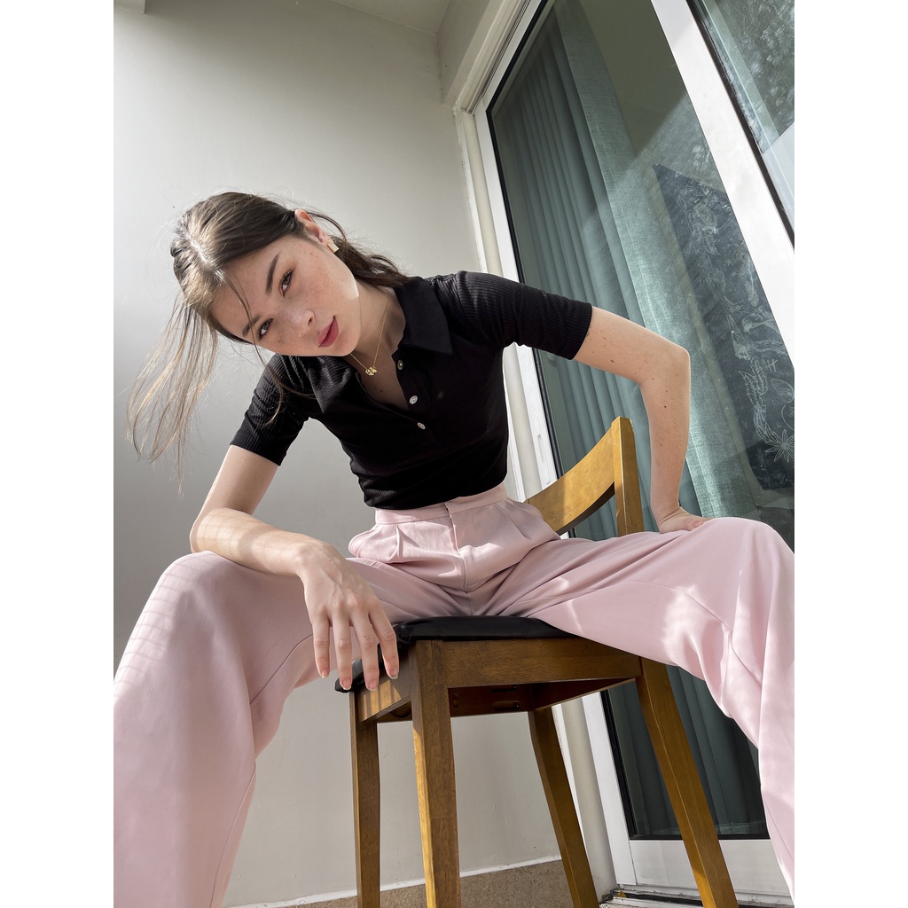 Áo thun Polo tay ngắn dáng ôm Polo Top màu đen - DEVONS STUDIO