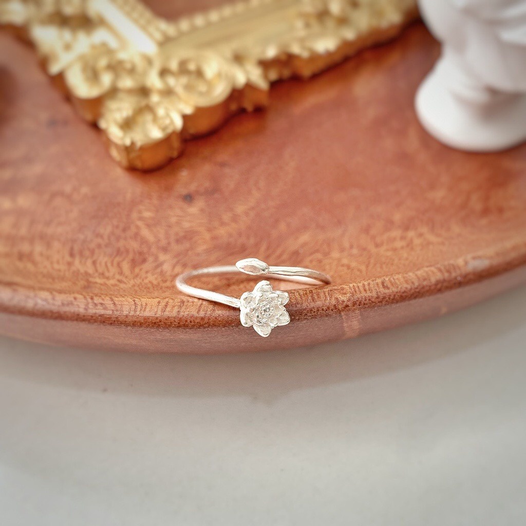 Nhẫn nữ bạc ta hoa sen dạng hở dễ đeo - Kho sỉ bạc Nhất Linh