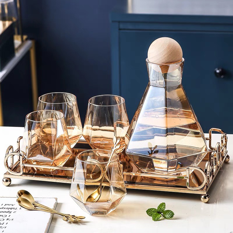 Bộ Bình Nước , Ấm Tách Trà Thủy Tinh mẫu  Màu Trà Họa Tiết Châu Âu