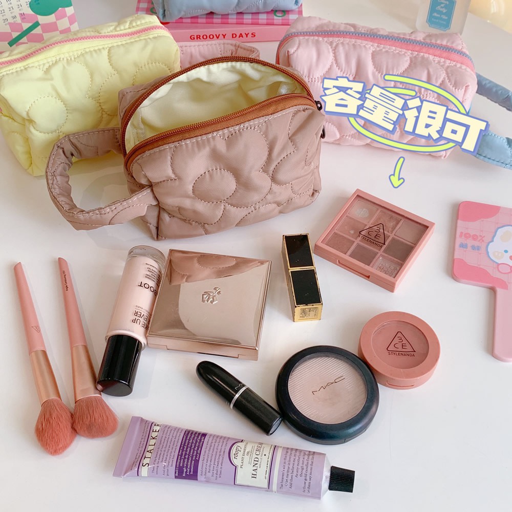 Túi đựng mỹ phẩm sức chứa lớn họa tiết hoạt hình dễ thương