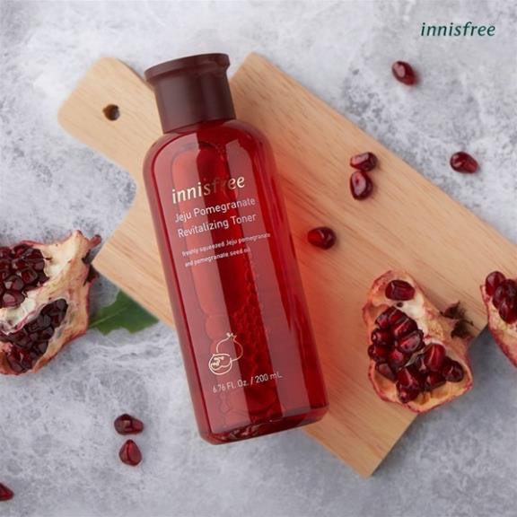 [CHÍNH HÃNG] Nước Hoa Hồng Chống Lão Hóa Dưỡng Sáng Da Innisfree Jeju Pomegranate Revitalizing Toner 200ml