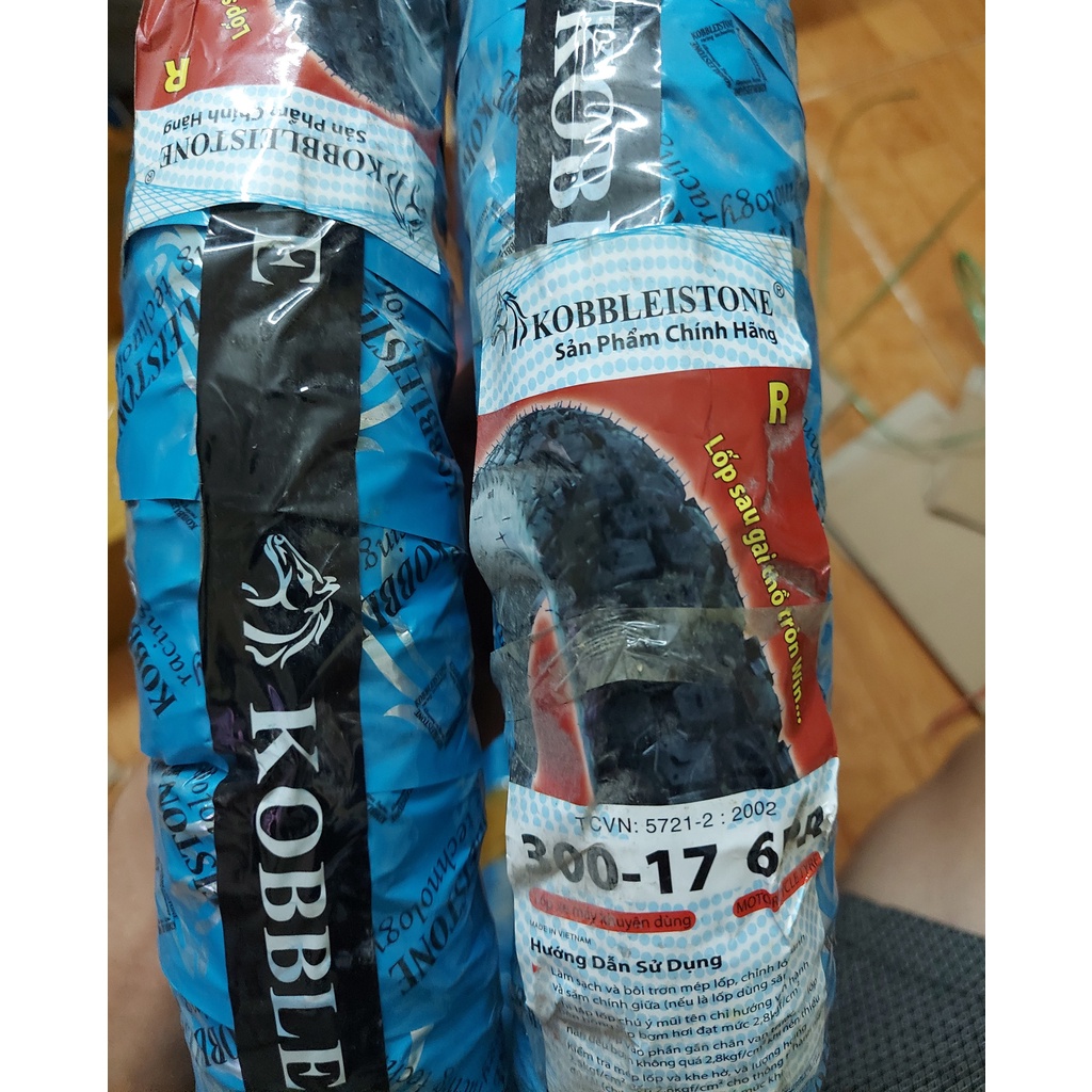 Lốp xe gai chân chó cafe racer classtic