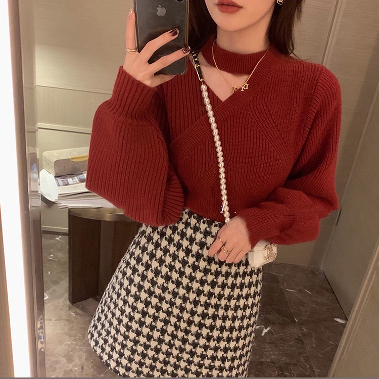 Áo sweater dệt kim cổ chữ v thời trang năm mới xinh xắn