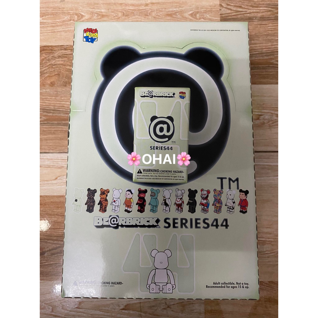 Một Hộp Blindbox Bearbrick Be@brick Series 44 Chính Hãng Mới 100%